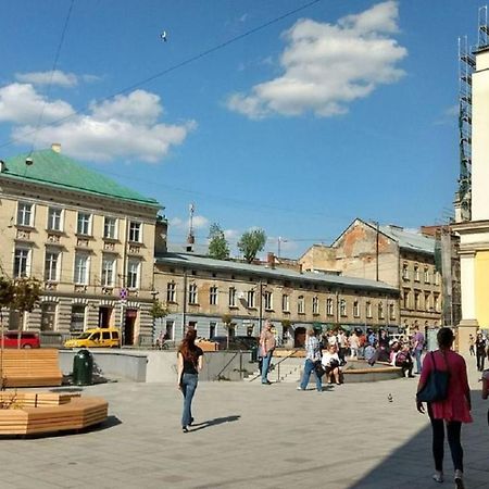 Mini Economy Apartments- Filatova 10 Lviv Exterior foto